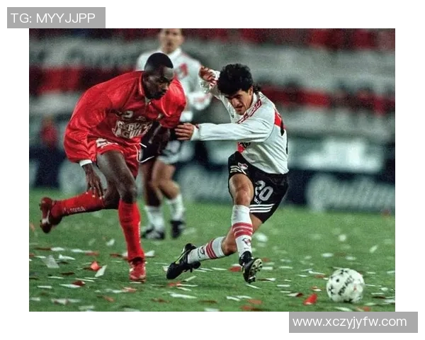 足球明星外号小毛驴的传奇故事与成长历程揭秘